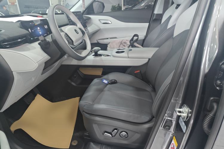 Used CHANGAN UNI-Z 2025 1.5T Premium Edition Left Front Seat