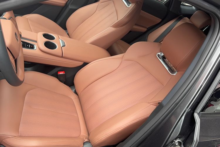 Used CHANGAN UNI-Z 2025 1.5T Premium Edition Left Front Seat