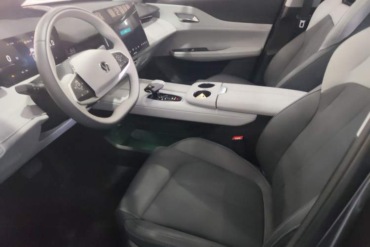 Used CHANGAN UNI-Z 2025 1.5T Premium Edition Left Front Seat