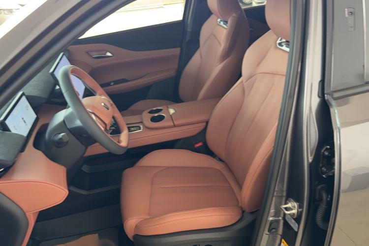 Used CHANGAN UNI-Z 2025 1.5T Premium Edition Left Front Seat