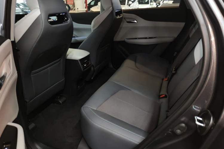 Used CHANGAN UNI-Z 2025 1.5T Luxury Version Left Rear Seat