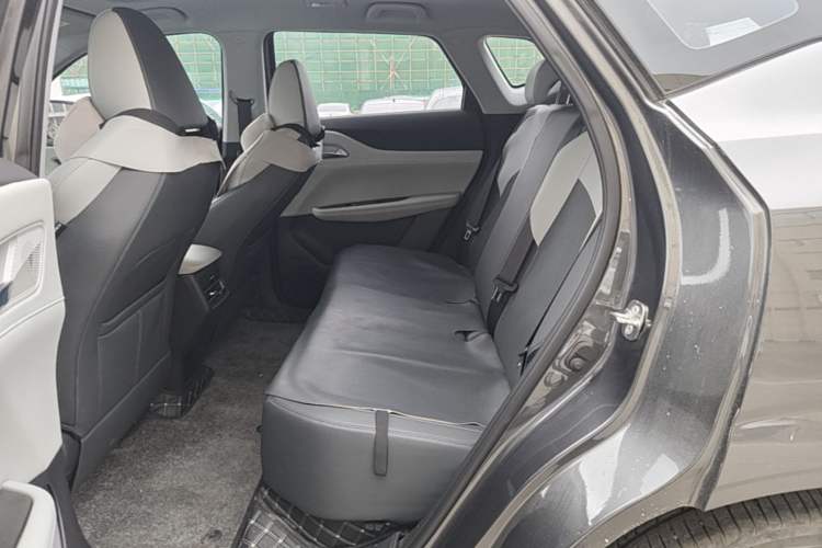 Used CHANGAN UNI-Z 2025 1.5T Luxury Version Left Rear Seat
