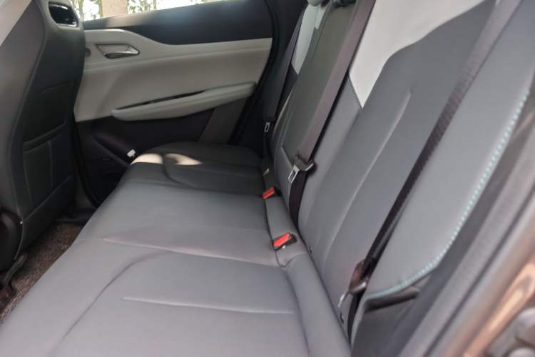 Used CHANGAN UNI-Z 2025 1.5T Premium Edition Left Rear Seat