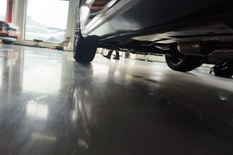 Used CHANGAN UNI-Z 2025 1.5T Premium Edition Left Side Sill