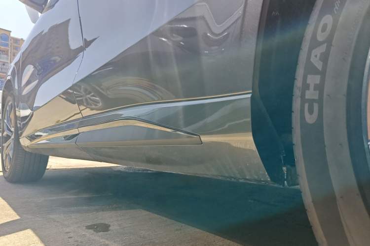 Used CHANGAN UNI-Z 2025 1.5T Premium Edition Left Side Sill