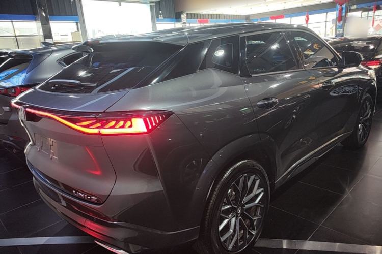 Used CHANGAN UNI-Z 2025 1.5T Luxury Version Rear Right 45 Deg