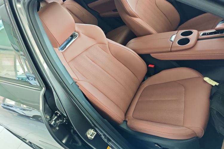 Used CHANGAN UNI-Z 2025 1.5T Premium Edition Right Front Seat