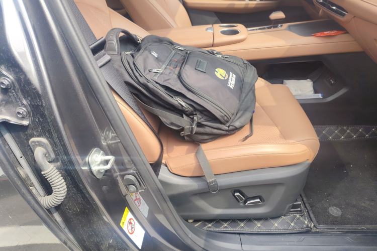 Used CHANGAN UNI-Z 2025 1.5T Premium Edition Right Front Seat