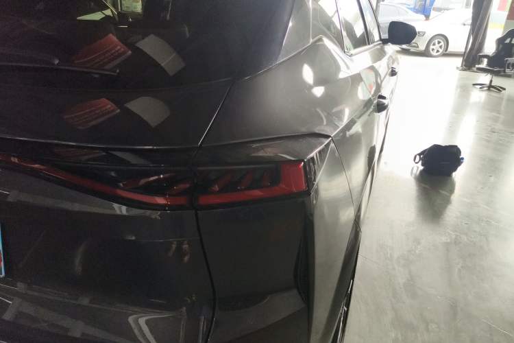 Used CHANGAN UNI-Z 2025 1.5T Premium Edition Right Rear Taillight