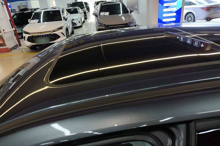 Used CHANGAN UNI-Z 2025 1.5T Luxury Version Roof
