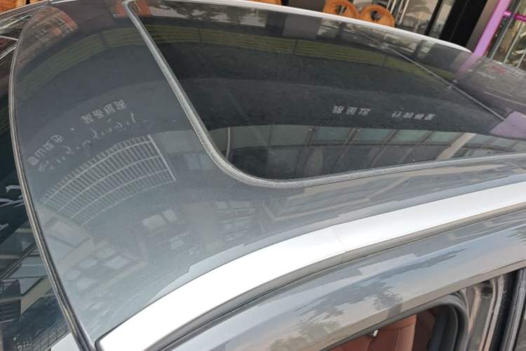 Used CHANGAN UNI-Z 2025 1.5T Premium Edition Roof