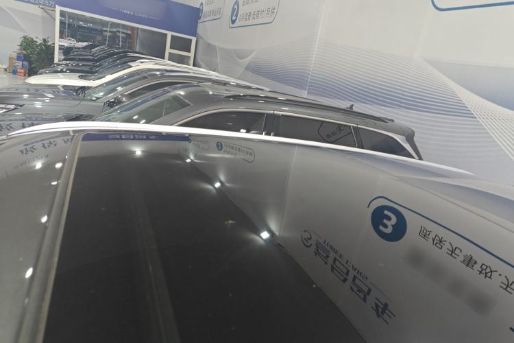 Used CHANGAN UNI-Z 2025 1.5T Premium Edition Roof
