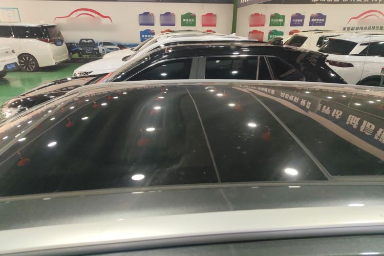 Used CHANGAN UNI-Z 2025 1.5T Premium Edition Roof