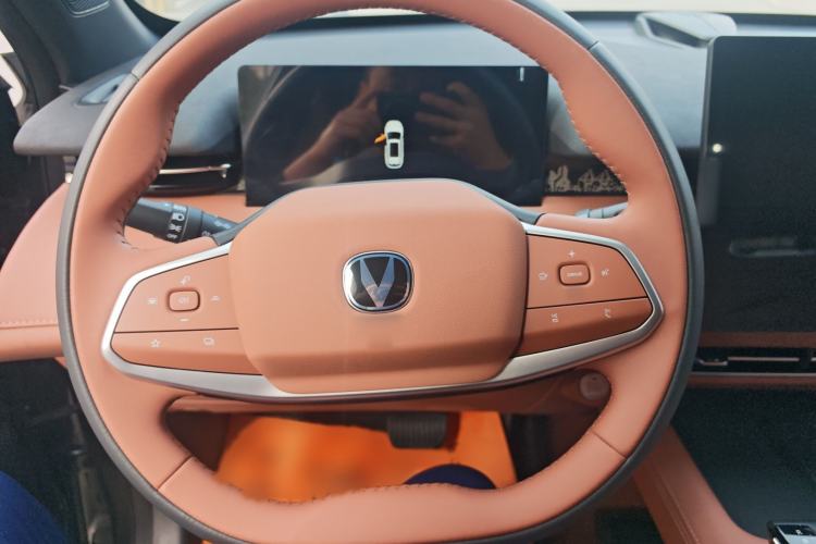 Used CHANGAN UNI-Z 2025 1.5T Premium Edition Steering Wheel