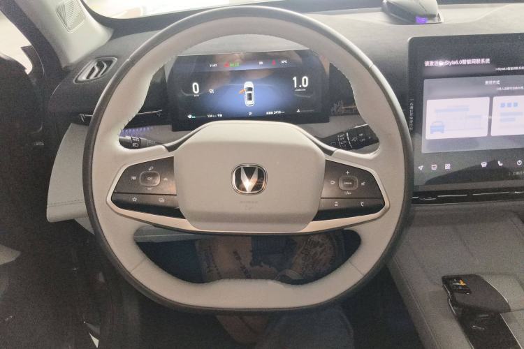 Used CHANGAN UNI-Z 2025 1.5T Premium Edition Steering Wheel