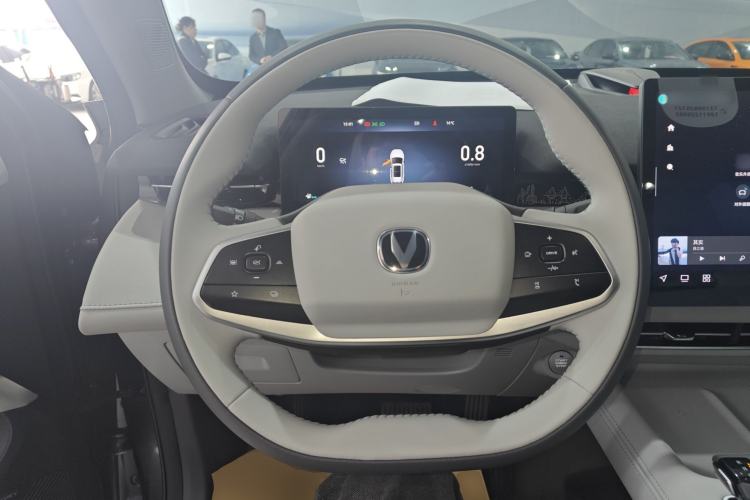 Used CHANGAN UNI-Z 2025 1.5T Premium Edition Steering Wheel