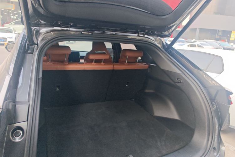 Used CHANGAN UNI-Z 2025 1.5T Premium Edition Trunk