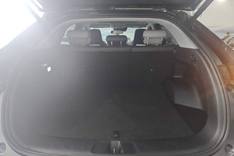 Used CHANGAN UNI-Z 2025 1.5T Premium Edition Trunk