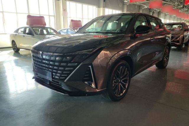 Used CHANGAN UNI-Z 2025 1.5T Luxury Version