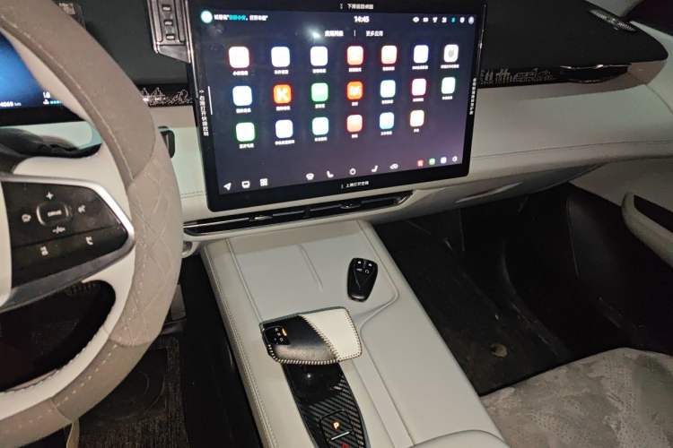 Used CHANGAN UNI-Z 2025 1.5T Premium Edition Audio And AC Panel