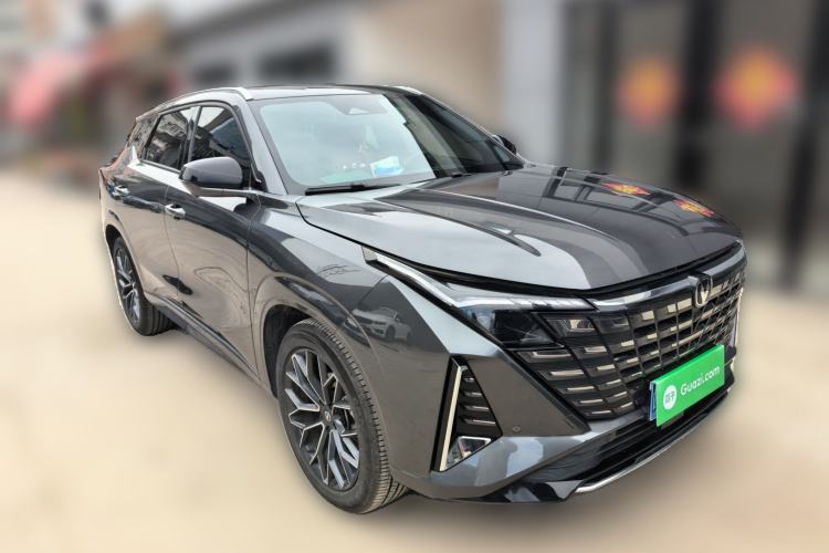 Used CHANGAN UNI-Z 2025 1.5T Premium Edition Front Right 45 Deg