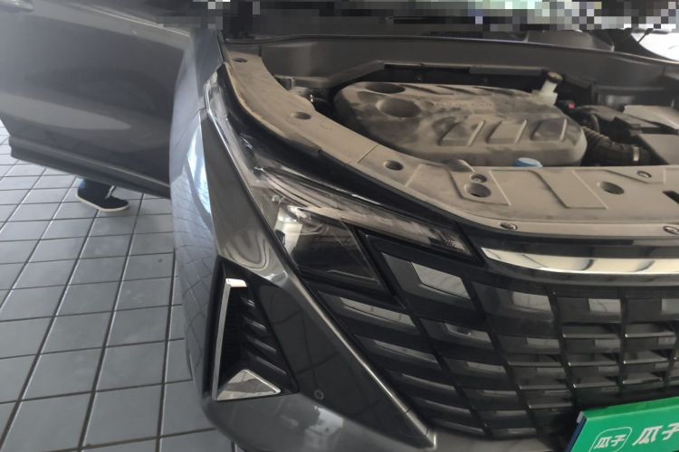 Used CHANGAN UNI-Z 2025 1.5T Premium Edition Right Front Headlight