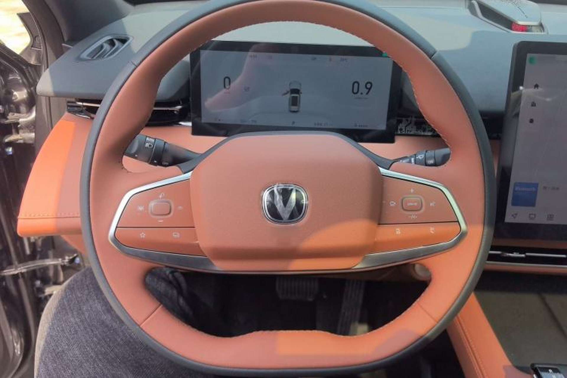 Used CHANGAN UNI-Z 2025 1.5T Premium Edition Steering Wheel