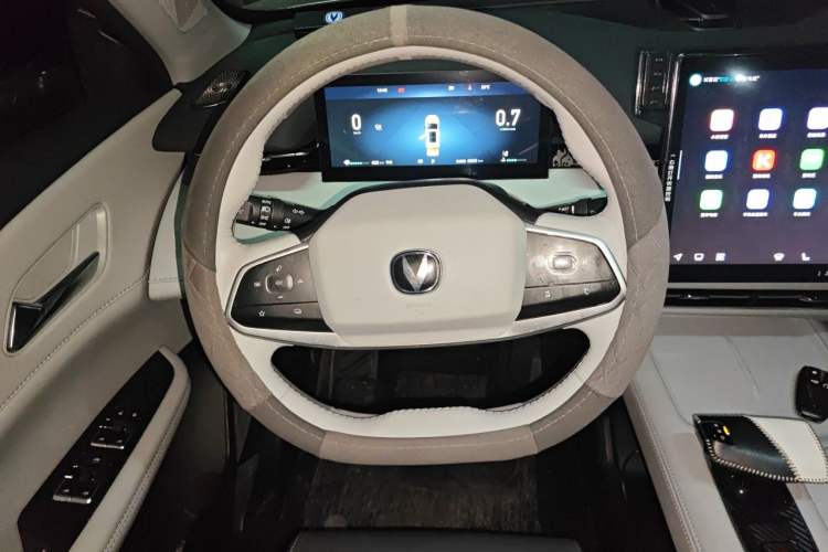 Used CHANGAN UNI-Z 2025 1.5T Premium Edition Steering Wheel