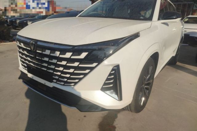 Used CHANGAN UNI-Z 2025 500Bar PRO