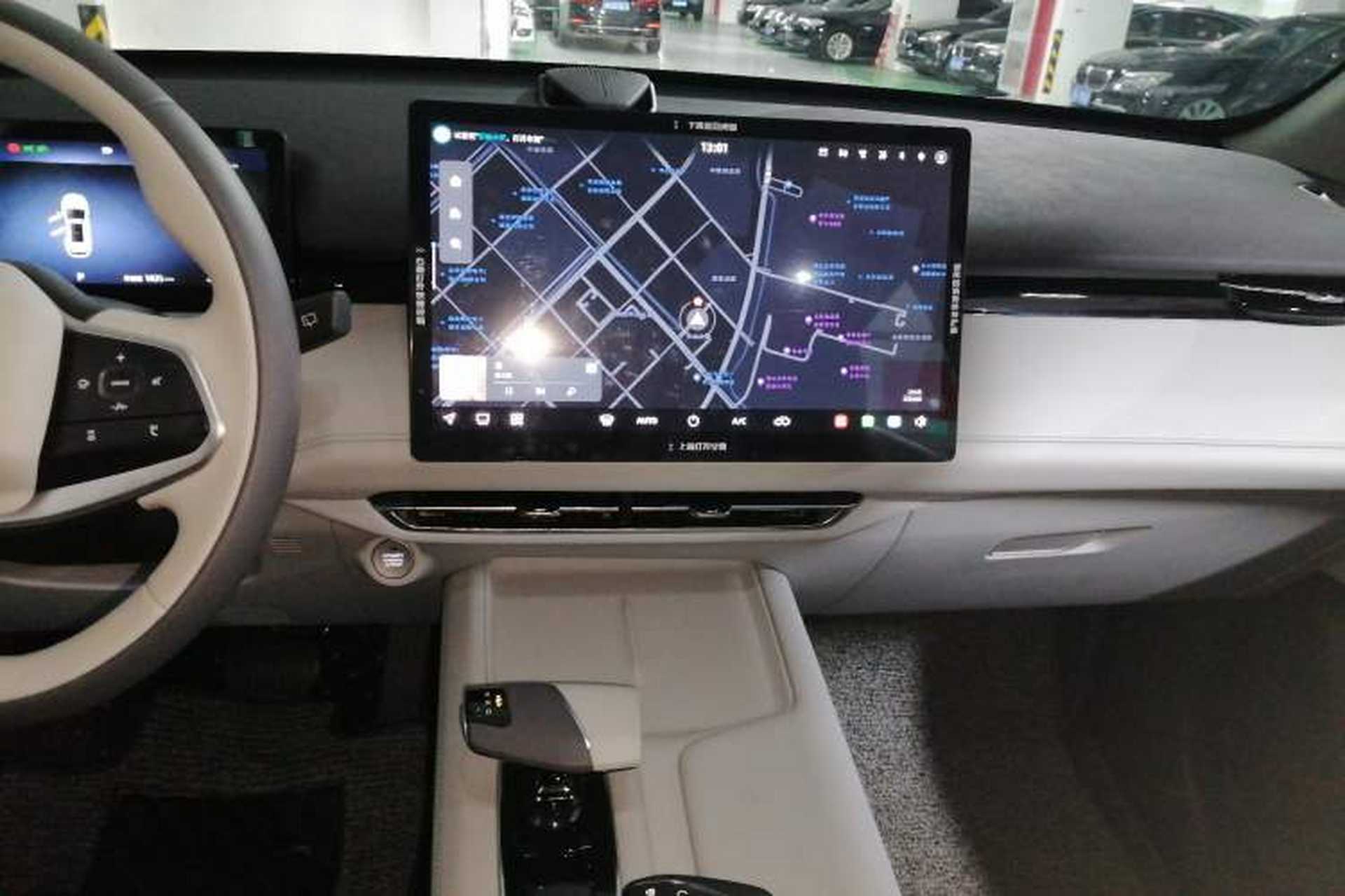 Used CHANGAN UNI-Z 2025 1.5T Luxury Version Audio And AC Panel