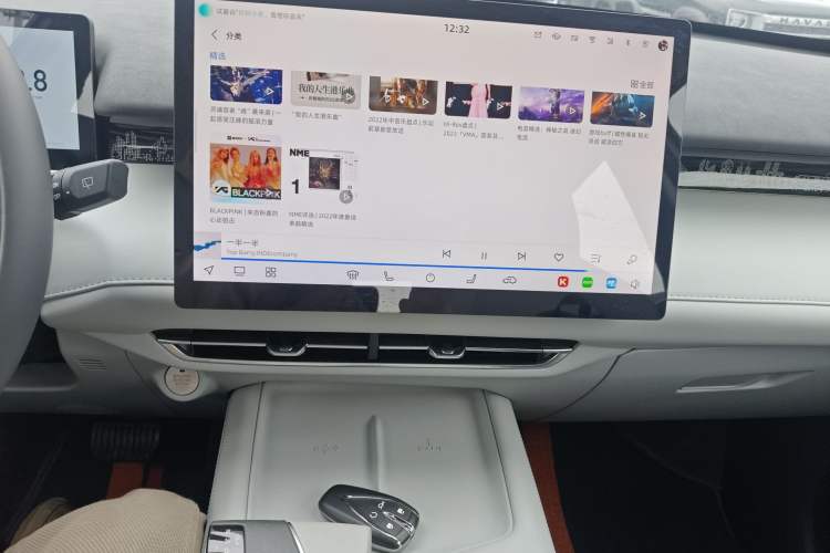 Used CHANGAN UNI-Z 2025 1.5T Premium Edition Audio And AC Panel