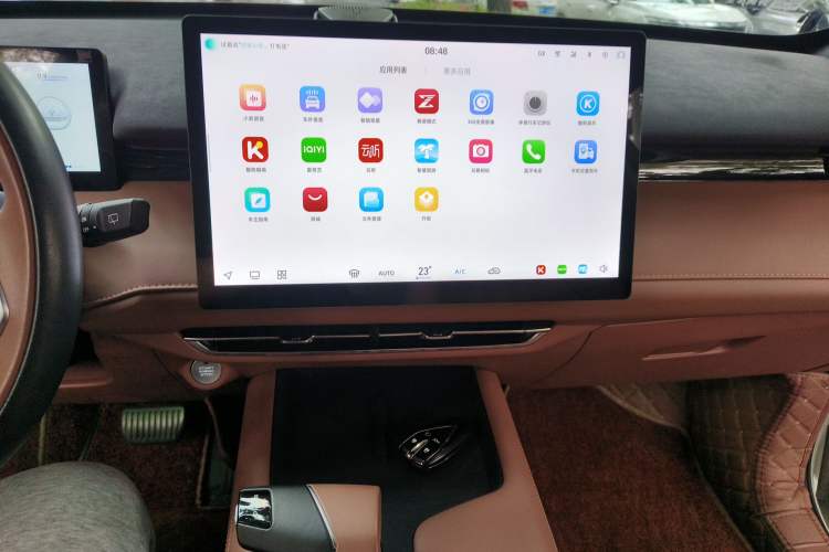 Used CHANGAN UNI-Z 2025 1.5T Luxury Version Audio And AC Panel