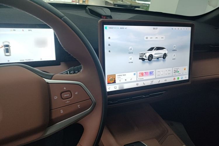 Used CHANGAN UNI-Z 2025 1.5T Premium Edition Center Console