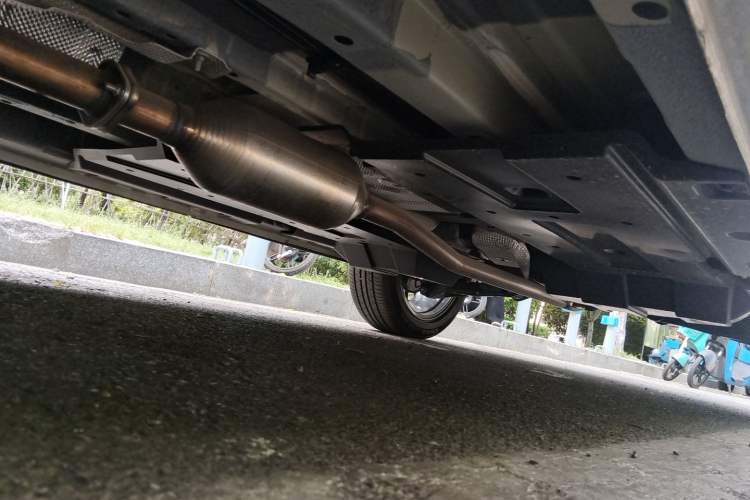 Used CHANGAN UNI-Z 2025 1.5T Premium Edition Chassis Front Left
