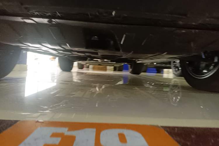 Used CHANGAN UNI-Z 2025 1.5T Premium Edition Chassis Front