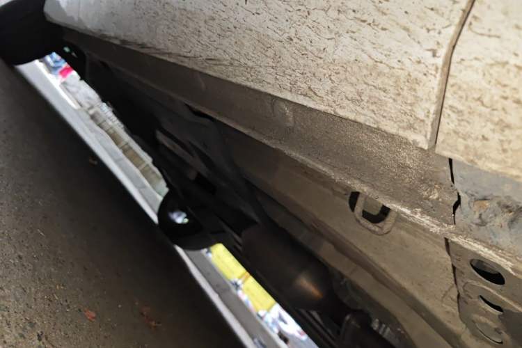 Used CHANGAN UNI-Z 2025 1.5T Luxury Version Chassis Front Right