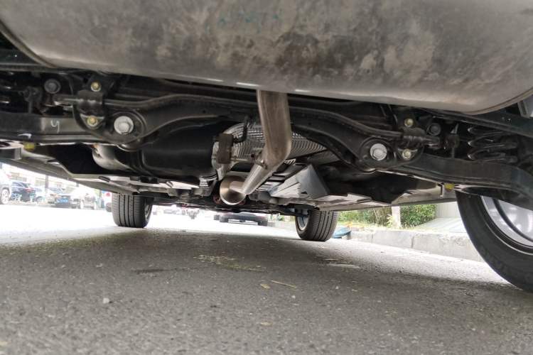 Used CHANGAN UNI-Z 2025 1.5T Premium Edition Chassis Rear