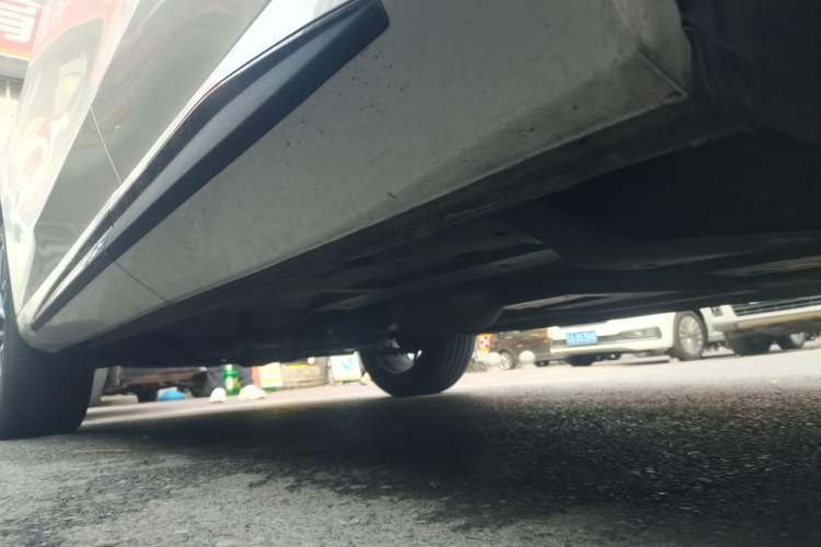 Used CHANGAN UNI-Z 2025 1.5T Premium Edition Chassis Rear Left