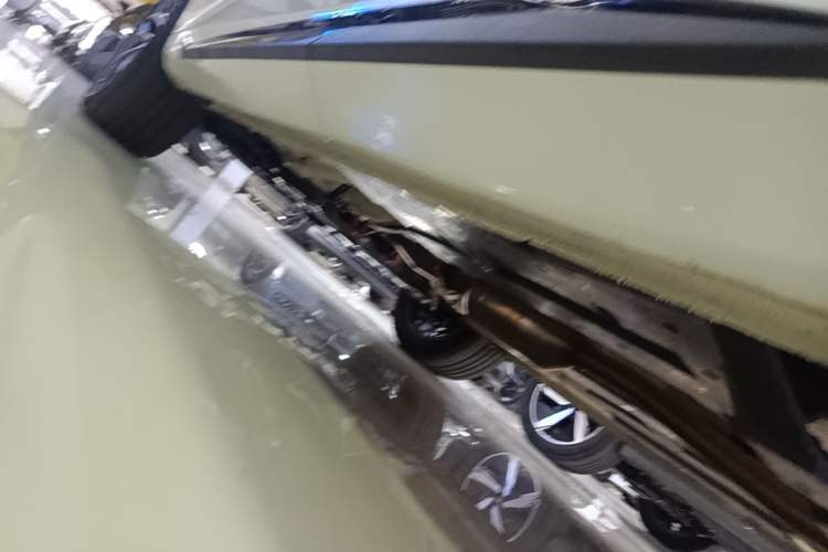 Used CHANGAN UNI-Z 2025 1.5T Premium Edition Chassis Rear Left