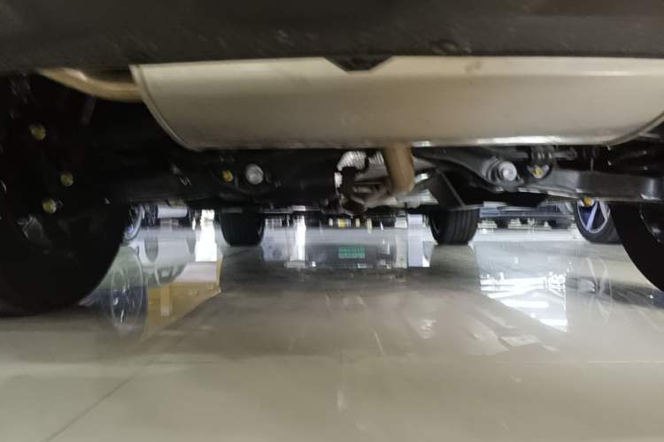 Used CHANGAN UNI-Z 2025 1.5T Premium Edition Chassis Rear