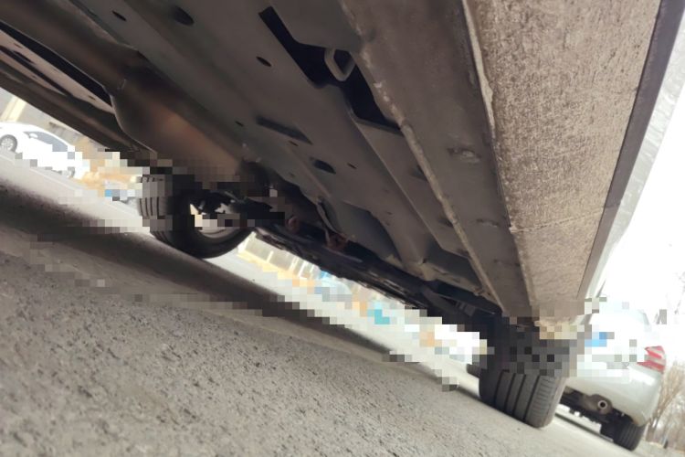 Used CHANGAN UNI-Z 2025 500Bar PRO Chassis Rear Right