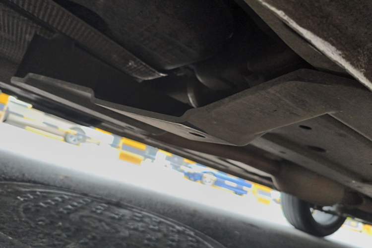 Used CHANGAN UNI-Z 2025 1.5T Premium Edition Chassis Rear Right