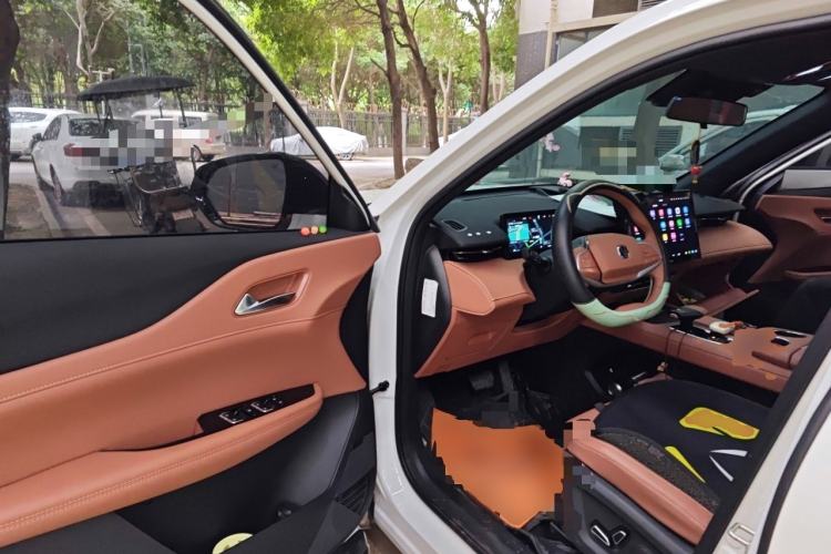 Used CHANGAN UNI-Z 2025 1.5T Luxury Version Driver Seat