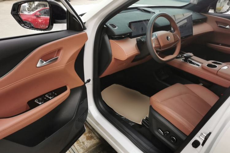 Used CHANGAN UNI-Z 2025 500 Bar MAX Driver Seat