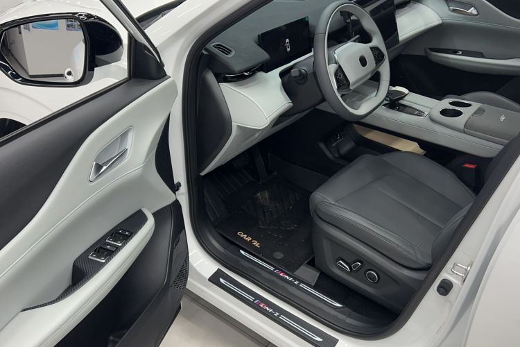 Used CHANGAN UNI-Z 2025 1.5T Premium Edition Driver Seat