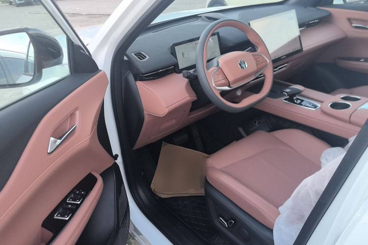 Used CHANGAN UNI-Z 2025 1.5T Luxury Version Driver Seat