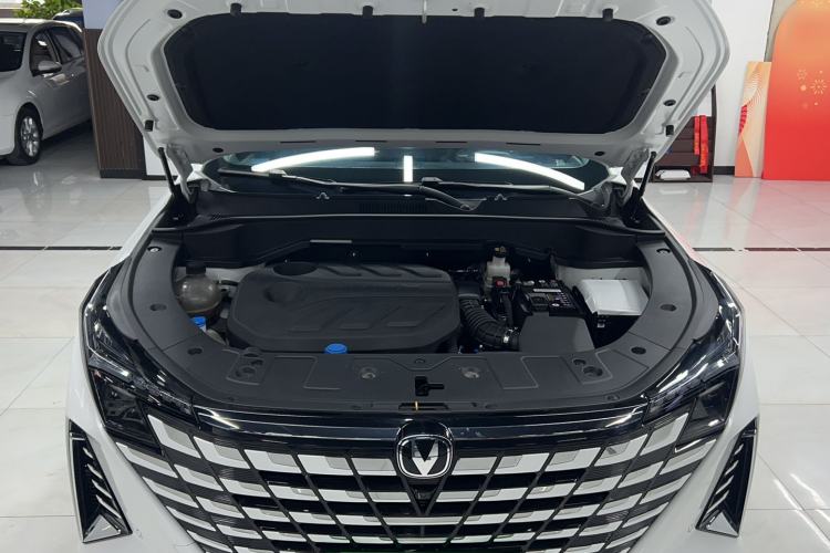 Used CHANGAN UNI-Z 2025 1.5T Premium Edition Engine Bay