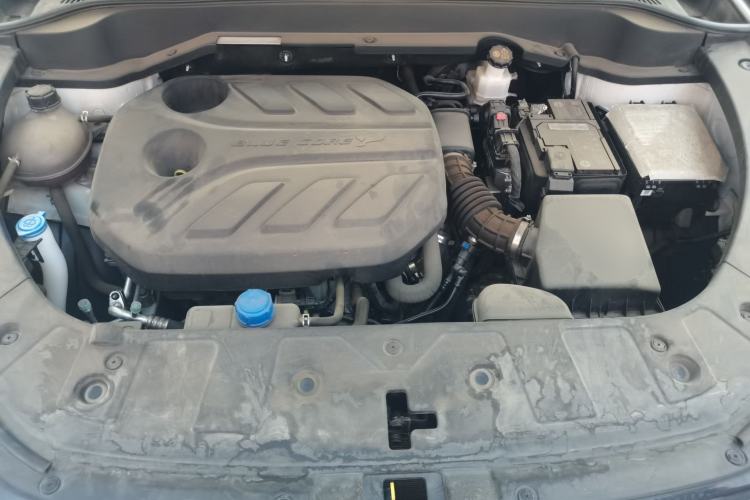 Used CHANGAN UNI-Z 2025 1.5T Premium Edition Engine Bay
