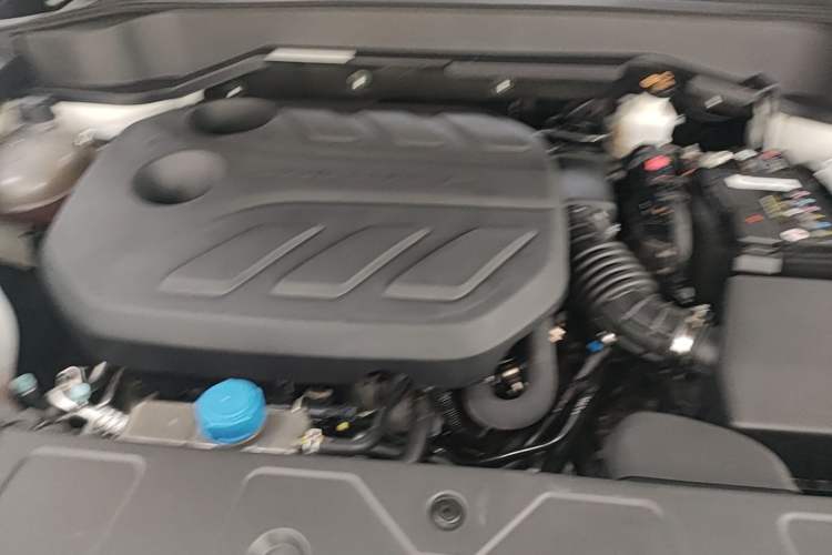 Used CHANGAN UNI-Z 2025 1.5T Premium Edition Engine Bay