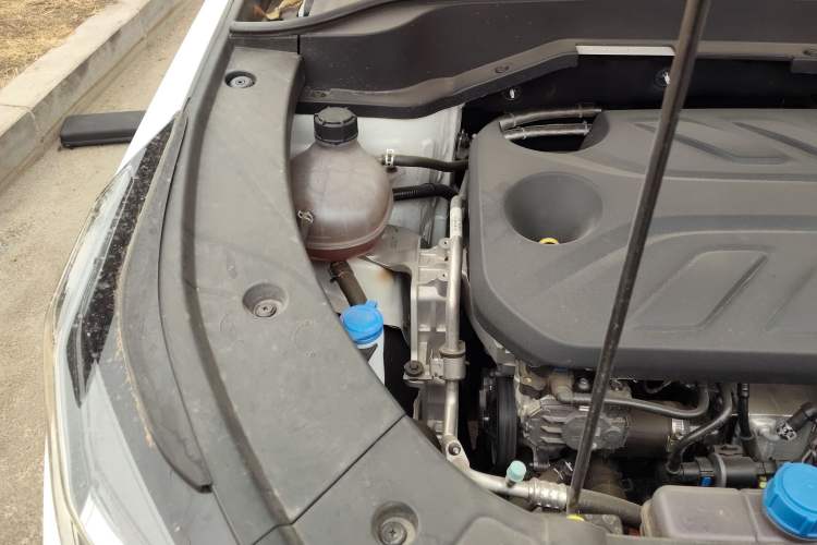 Used CHANGAN UNI-Z 2025 500Bar PRO Engine Bay Right
